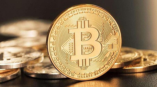暴赚800点！比特币多单操作完美收官